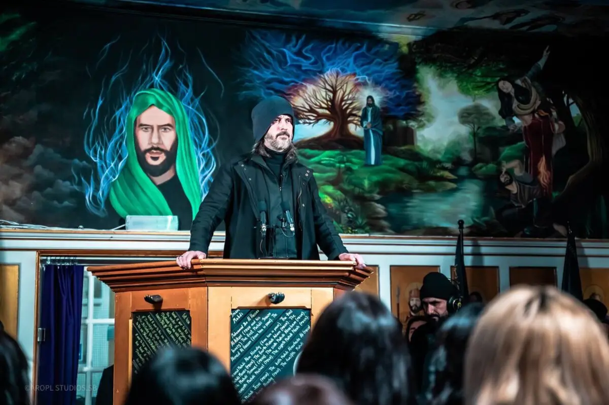 Abdullah Hashem afirma ser o Papa legítimo e incita os seguidores a doarem os seus salários ao grupo