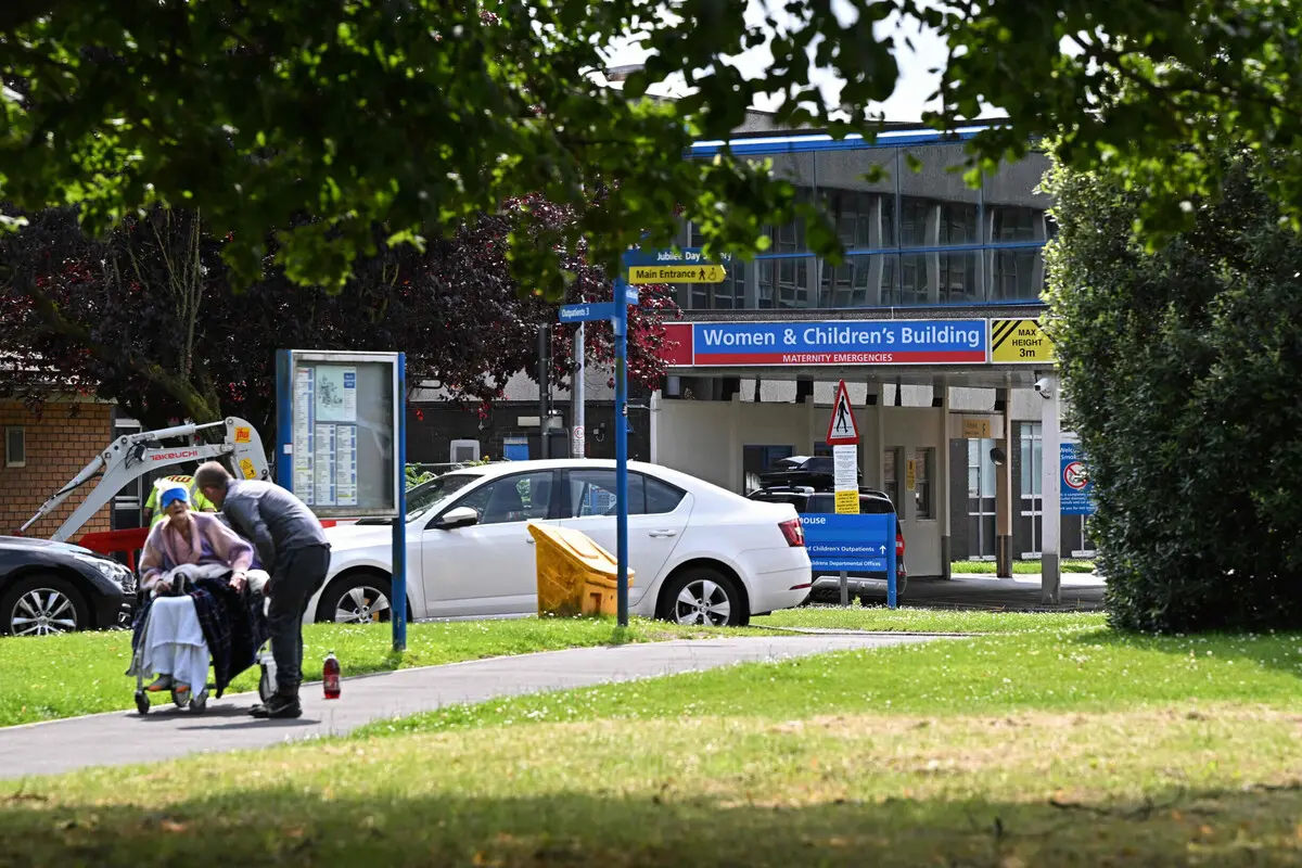 Lucy Letby trabalhou no Countess Chester Hospital entre junho de 2015 e junho de 2016