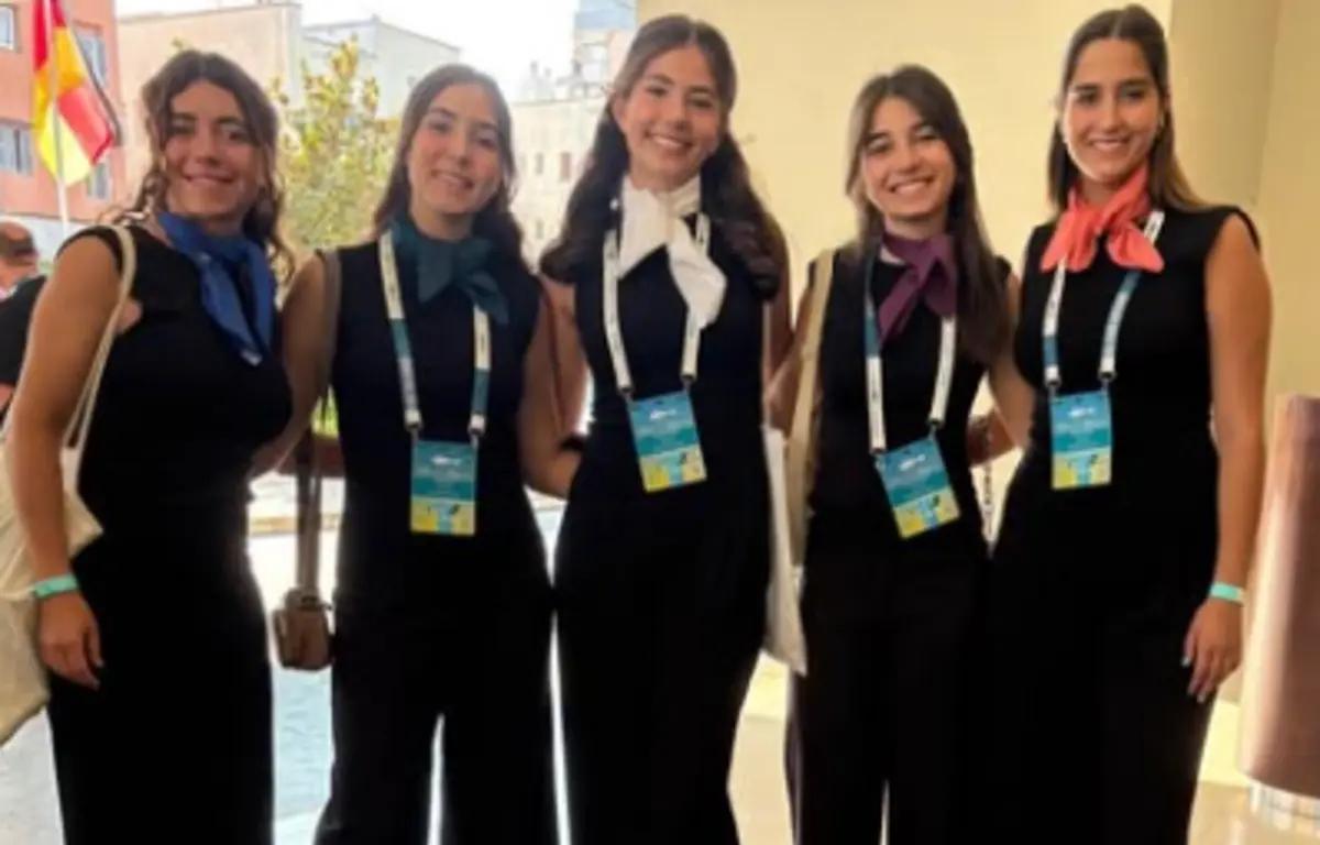 Sofia Sousa, Maria Ramos, Carlota Pereira, Joana Rodrigues e Raquel Almeida são as autoras da Cindy-Up